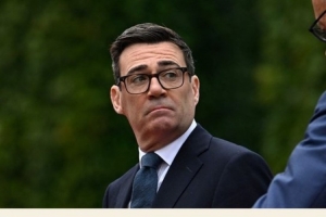 太阳报：英国首相伯纳姆曾6次会面曼城高层，此前称仅1次重要会面